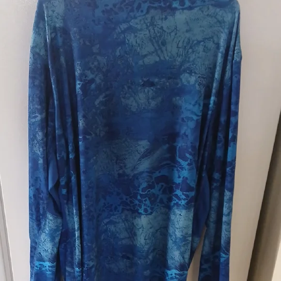 Realtree Blue Long Sleeve Tee - Picture 5 of 6